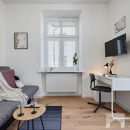 Na Radiostacji By Lookap Apartmán Lodž